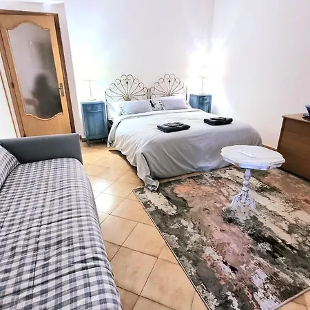 Apartment Casa Mamma Rosa Near The Sea